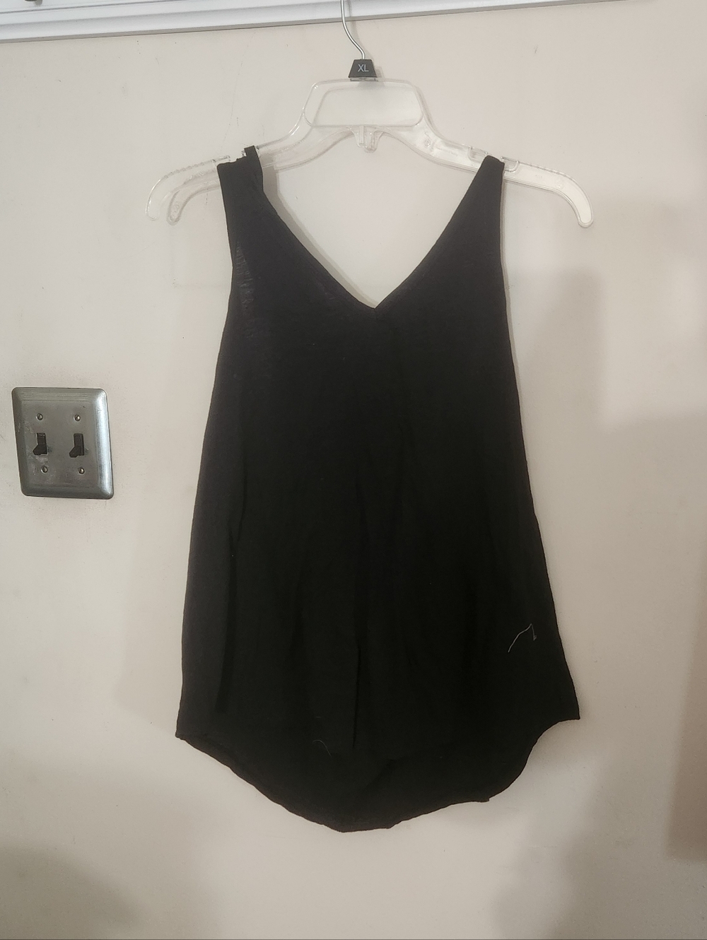 🎉 NWT Junior's Blank Hooded Tank